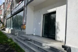 იყიდება, უნივერსალური კომერციული  ფართი, ბორჯომი