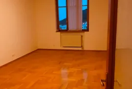 House For Sale, 8 Room, Tbilisi, vake