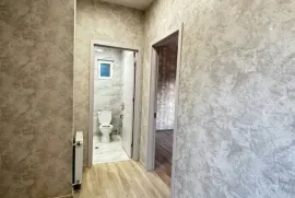 იყიდება სახლი, 3 ოთახიანი, თბილისი, მუხიანი