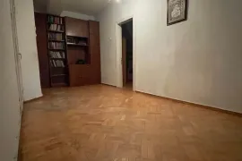 ქირავდება ბინა, 3 ოთახიანი, ძველი აშენებული, ქუთაისი, ზასტავა