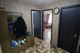 იყიდება ბინა, 4 ოთახიანი, ძველი აშენებული, თბილისი, გლდანი