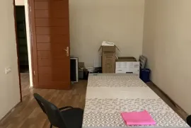 ქირავდება, უნივერსალური კომერციული  ფართი, ვერა