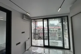 იყიდება ბინა, 3 ოთახიანი, ძველი აშენებული, ბათუმი, ძველი ბათუმის უბანი