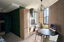 Продается квартира, 3 Kомнатная, Новостройка, Батуми