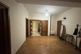 იყიდება ბინა, 3 ოთახიანი, ახალი აშენებული, თბილისი, საბურთალო