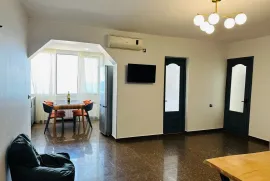 For Rent, 2 Room, Old building, Batumi, Khimshiashvili District