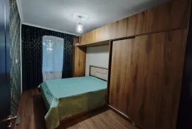 იყიდება ბინა, 5 ოთახიანი, ძველი აშენებული, თბილისი, ვაშლიჯვარი