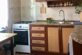 იყიდება ბინა, 4 ოთახიანი, ძველი აშენებული, თბილისი, გლდანი
