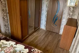 იყიდება ბინა, 4 ოთახიანი, ძველი აშენებული, თბილისი, გლდანი