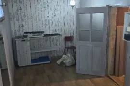 იყიდება ბინა, 3 ოთახიანი, ძველი აშენებული, თბილისი, საბურთალო