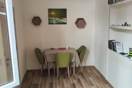 ქირავდება ბინა, 2 ოთახიანი, ძველი აშენებული, თბილისი, ავლაბარი