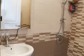 იყიდება ბინა, 2 ოთახიანი, ახალი აშენებული, ბათუმი, ხიმშიაშვილის უბანი