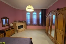 House For Rent, 6 Room, Tbilisi, vake