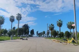ქირავდება ბინა, 2 ოთახიანი, ახალი აშენებული, ბათუმი, აეროპორტის უბანი