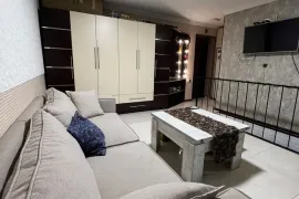 იყიდება ბინა, 2 ოთახიანი, ძველი აშენებული, თბილისი, დიღმის მასივი