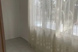 For Rent, 3 Room, Old building, Tbilisi, saburtalo