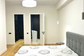 ქირავდება ბინა, 4 ოთახიანი, ახალი აშენებული, თბილისი, ლისის ტბა