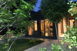 House For Rent, 6 Room, Suburbs of Tbilisi, Tskneti