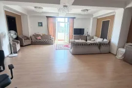 იყიდება ბინა, 6 ოთახიანი, ახალი აშენებული, თბილისი, დიღმის მასივი