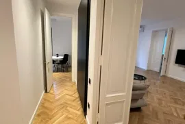 Аренда, 3 Kомнатная, Старое здание, Тбилиси, vake