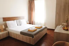 House For Rent, 8 Room, Batumi, Old Batumi district