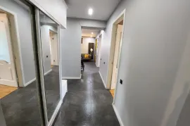 For Rent, 5 Room, Old building, Batumi, Bagrationi District