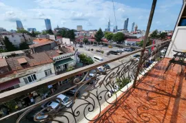 For Rent, 5 Room, Old building, Batumi, Bagrationi District