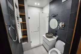 For Rent, 5 Room, Old building, Batumi, Bagrationi District