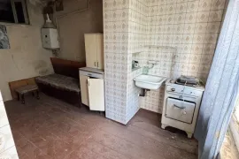 Apartment for sale, 3 Room, Old building, Tbilisi, Afrika