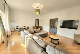 For Rent, 4 Room, Old building, Tbilisi, Mtatsminda