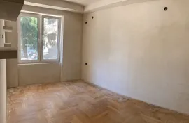 იყიდება ბინა, 4 ოთახიანი, ძველი აშენებული, თბილისი, გლდანი