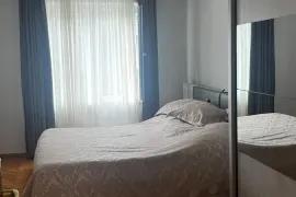 იყიდება ბინა, 4 ოთახიანი, ძველი აშენებული, თბილისი, დიდუბე