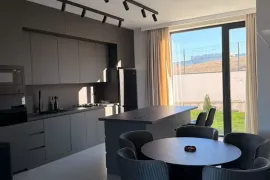 ქირავდება სახლი, 5 ოთახიანი, თბილისი, ლისის ტბა