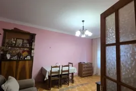 იყიდება ბინა, 3 ოთახიანი, ძველი აშენებული, თბილისი, დიდუბე