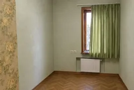 იყიდება ბინა, 4 ოთახიანი, ძველი აშენებული, თბილისი, დიდუბე