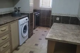 იყიდება ბინა, 2 ოთახიანი, ძველი აშენებული, თბილისი, ისანი