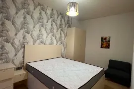 ქირავდება ბინა, 3 ოთახიანი, ძველი აშენებული, ბათუმი, ძველი ბათუმის უბანი