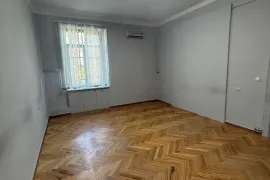 ქირავდება, უნივერსალური კომერციული  ფართი, ვერა