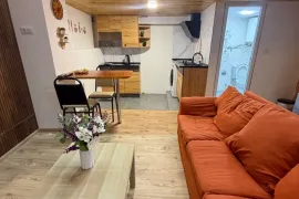 ქირავდება ბინა, 2 ოთახიანი, ძველი აშენებული, ქუთაისი, ქალაქ-მუზეუმი