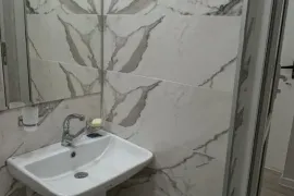 იყიდება ბინა, 2 ოთახიანი, ძველი აშენებული, თბილისი, დიდუბე