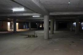 იყიდება, ავტოსადგომი, ვეძისი