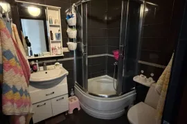 Apartment for sale, 5 Room, Old building, Tbilisi, saburtalo