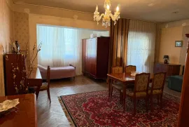 Apartment for sale, 5 Room, Old building, Tbilisi, saburtalo