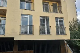 იყიდება ბინა, 4 ოთახიანი, ახალი აშენებული, თბილისი, ვაზისუბანი