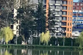 ქირავდება ბინა დღიურად, 1 ოთახიანი, ახალი აშენებული, ბათუმი, რუსთაველის უბანი