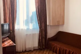 Аренда, 3 Kомнатная, Новостройка, Тбилиси, Мтацминда