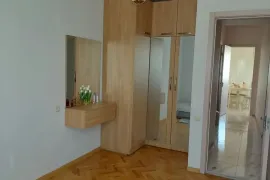 იყიდება ბინა, 4 ოთახიანი, ძველი აშენებული, თბილისი, დიდუბე