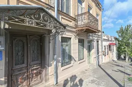 For Rent, 1 Room, Old building, Tbilisi, Mtatsminda