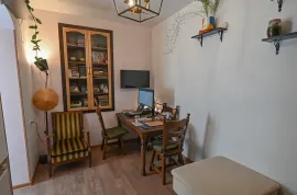 For Rent, 1 Room, Old building, Tbilisi, Mtatsminda