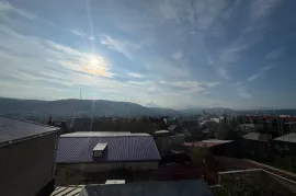 იყიდება სახლი, 6 ოთახიანი, თბილისი, კუკია